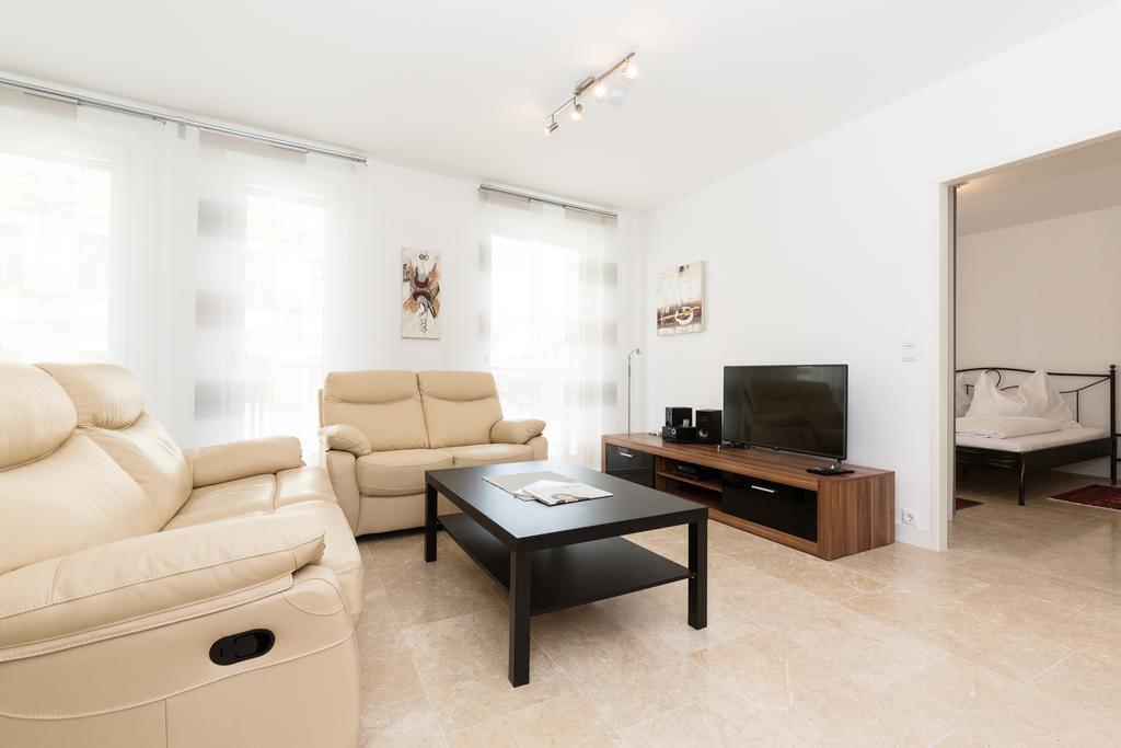 Rafael Kaiser - Paros Apartment - Contactless 24H Check-In ウィーン エクステリア 写真