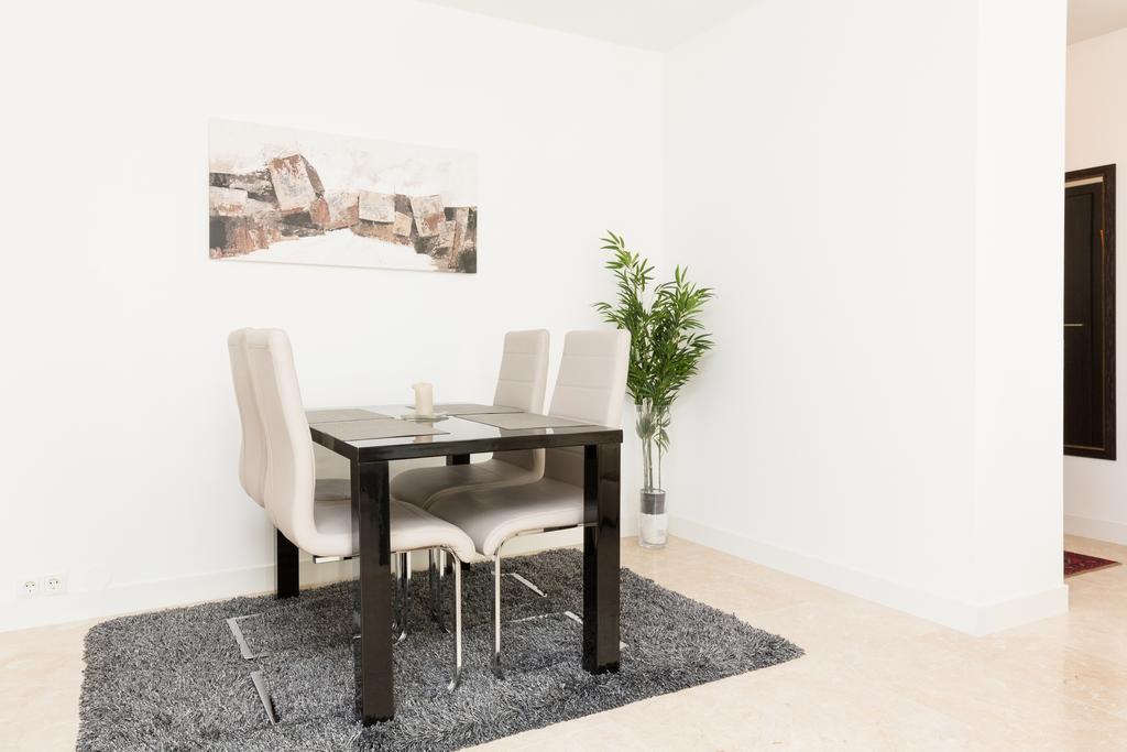 Rafael Kaiser - Paros Apartment - Contactless 24H Check-In ウィーン 部屋 写真